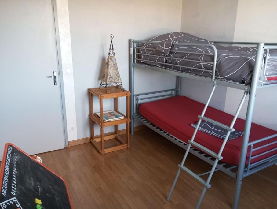 Maison 6 Personnes Holiday home Billom